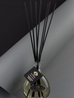 TABOKINIS MEDUS NAMŲ KVAPAS